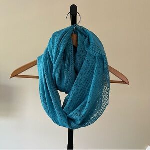 Blue infinity Scarf
